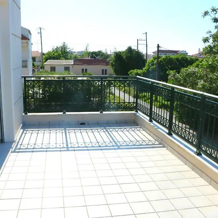 Ialysos, Fully Equipped, Detached, 6pers. 5min Beach Holiday home